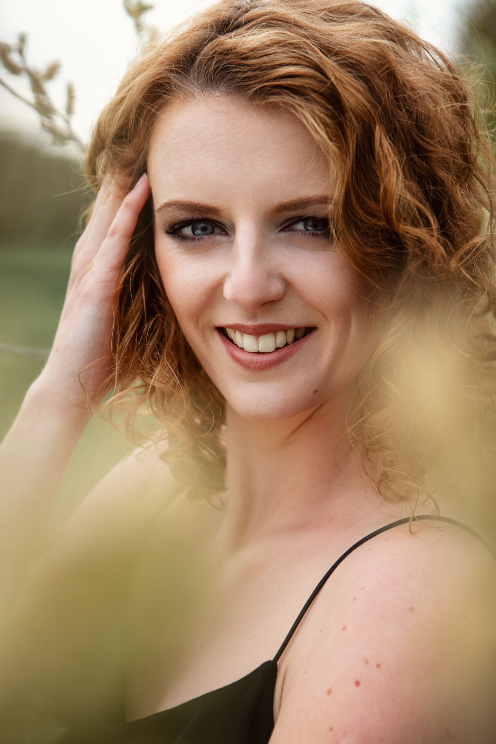 Porträt Hautpflegeberaterin Julia Mauermann mit MakeUp